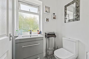 En-Suite- click for photo gallery